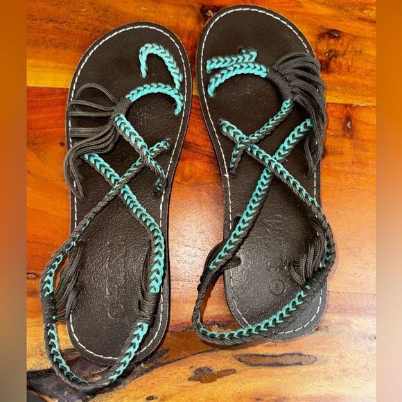 Plaka Seashell Summer Sandals for Women | Turquoise-Zebra EUC SZ 8 - Picture 1 of 6